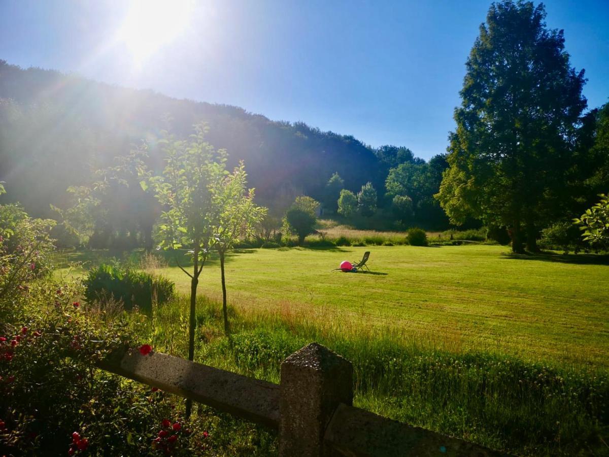 Aux Jolies Sources Bed & Breakfast Saint-Aubin-sur-Scie Екстериор снимка