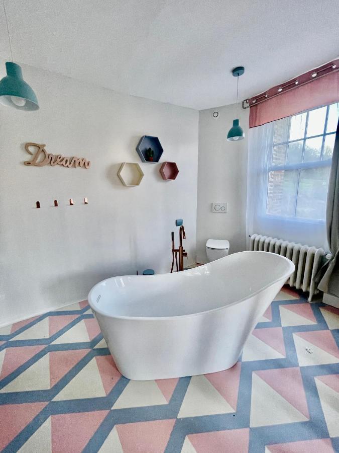 Aux Jolies Sources Bed & Breakfast Saint-Aubin-sur-Scie Екстериор снимка